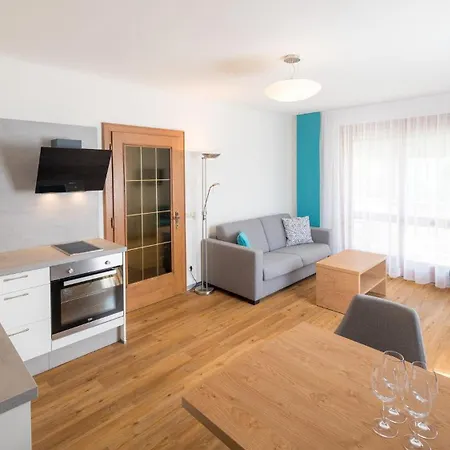 Familien-sporthotel Florianihof Otel 3*